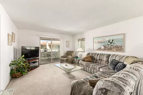 Living - 4150 E Cactus Rd #210, Phoenix, AZ 85032 photo 1 of 4