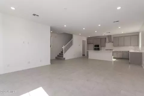 Living - 2460 W Maximo Way, Phoenix, AZ 85085 photo 1 of 3