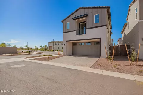 Exterior - 2460 W Maximo Way, Phoenix, AZ 85085 photo 3 of 7