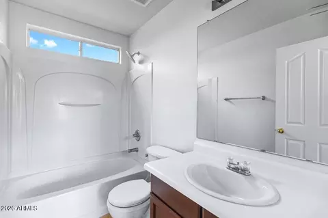 Bath - 109 W Commerce Ct, Gilbert, AZ 85233 photo 1 of 3