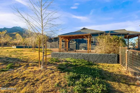 Exterior - 5306 E Spring Rd, Hereford, AZ 85615 photo 9 of 15