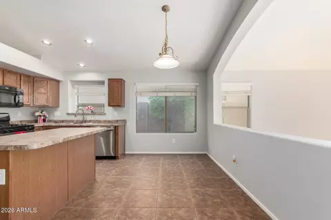 2409 W Bent Tree Dr, Phoenix, AZ 85085 photo 12