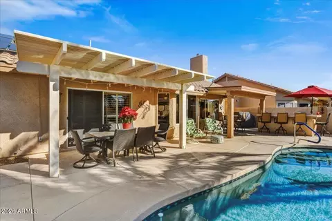 8717 W Sierra Pinta Dr, Peoria, AZ 85382