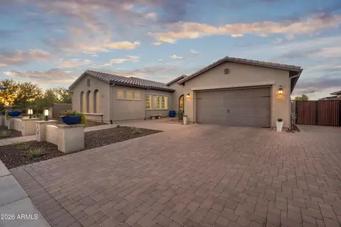 1928 E La Costa Dr, Gilbert, AZ 85298