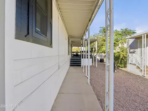 2233 E Behrend Dr #15, Phoenix, AZ 85024 photo 4