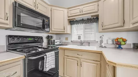 632 Hawks Eye Dr #632, Apache Junction, AZ 85119 photo 10