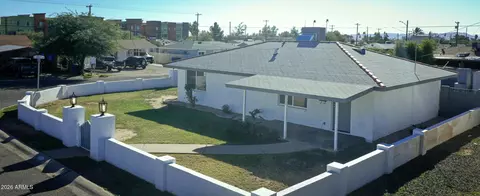 View/Area - 2723 W Coolidge St, Phoenix, AZ 85017 photo 2 of 2