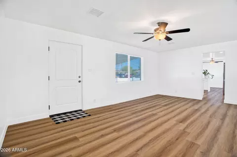 Living - 2723 W Coolidge St, Phoenix, AZ 85017 photo 1 of 2
