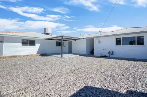 Exterior - 2723 W Coolidge St, Phoenix, AZ 85017 photo 2 of 3