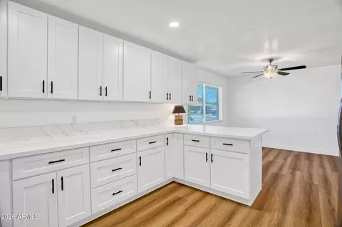 Kitchen - 2723 W Coolidge St, Phoenix, AZ 85017 photo 4 of 4
