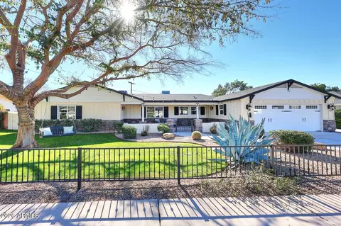 4709 E Mulberry Dr, Phoenix, AZ 85018