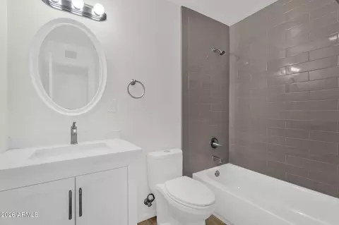 Bath - 3939 W Cavalier Dr, Phoenix, AZ 85019 photo 1 of 3