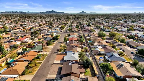 View/Area - 3939 W Cavalier Dr, Phoenix, AZ 85019 photo 3 of 3