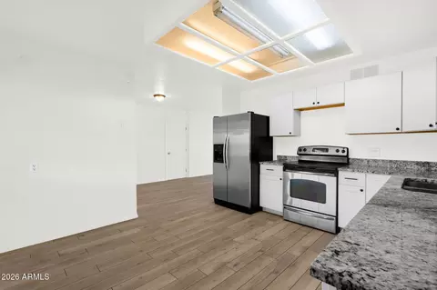 Kitchen - 3939 W Cavalier Dr, Phoenix, AZ 85019 photo 2 of 3