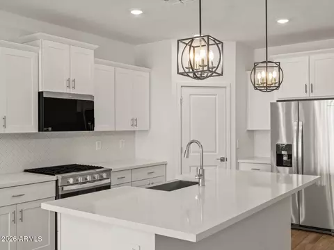 2348 E Fortana Dr, San Tan Valley, AZ 85143