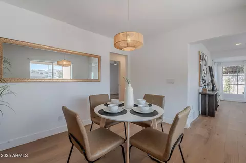 Dining - 502 E Osborn Rd, Phoenix, AZ 85012 photo 2 of 3