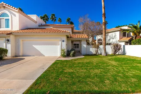 522 S Marina Dr, Gilbert, AZ 85233