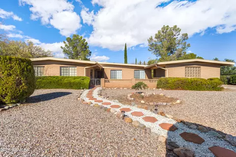 701 Heather Dr, Sierra Vista, AZ 85635