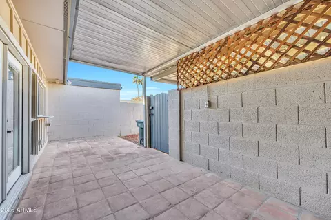 Exterior - 1822 W Marlette Ave, Phoenix, AZ 85015 photo 4 of 7