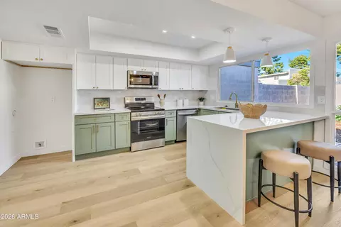 1822 W Marlette Ave, Phoenix, AZ 85015