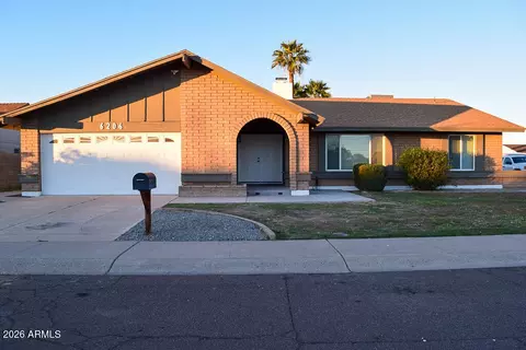 6206 W Wethersfield Rd, Glendale, AZ 85304