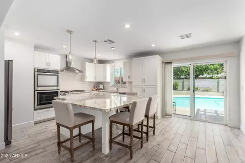 Kitchen - 6741 N 10th St, Phoenix, AZ 85014 photo 2 of 4