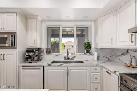 Kitchen - 3342 E Fox St, Mesa, AZ 85213 photo 4 of 4