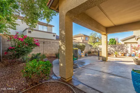 Exterior - 1519 Elgin St, Gilbert, AZ 85295 photo 7 of 9