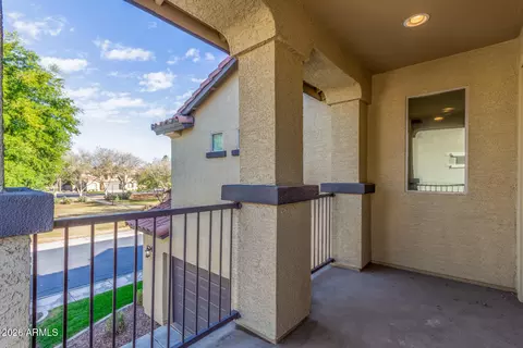 Exterior - 1519 Elgin St, Gilbert, AZ 85295 photo 4 of 9