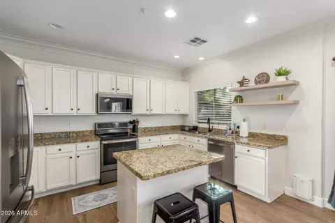 Kitchen - 1519 Elgin St, Gilbert, AZ 85295 photo 1 of 4
