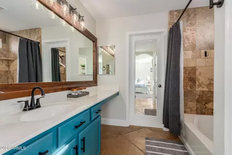 Bath - 1519 Elgin St, Gilbert, AZ 85295 photo 4 of 5