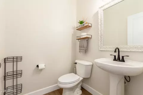 Bath - 1519 Elgin St, Gilbert, AZ 85295 photo 1 of 5