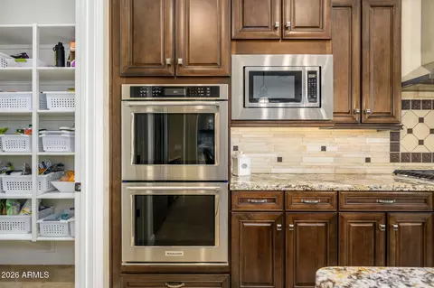 Kitchen - 3770 E Iris Dr, Chandler, AZ 85286 photo 5 of 5