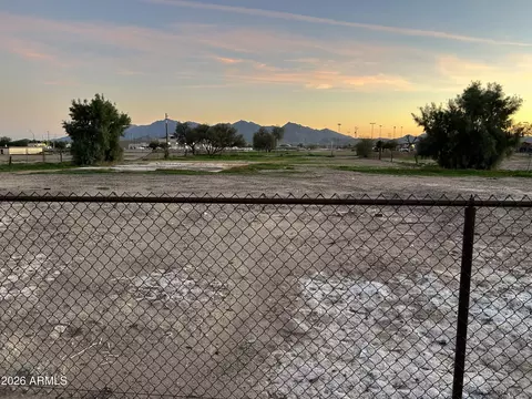 113 Elm Ln #-, Avondale, AZ 85323