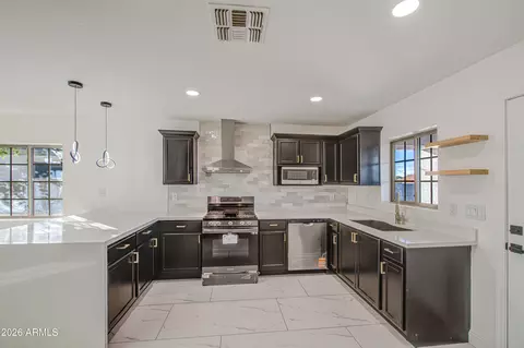 Kitchen - 2302 E Alta Vista Rd, Phoenix, AZ 85042 photo 2 of 5