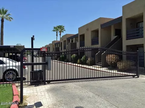 1241 N 48th St #114, Phoenix, AZ 85008