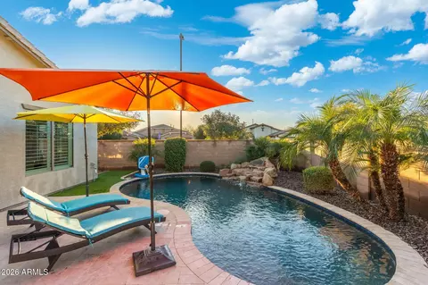 Exterior - 2587 E Lodgepole Dr, Gilbert, AZ 85298 photo 7 of 14