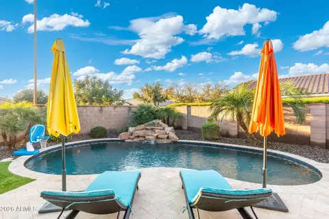 Exterior - 2587 E Lodgepole Dr, Gilbert, AZ 85298 photo 4 of 14