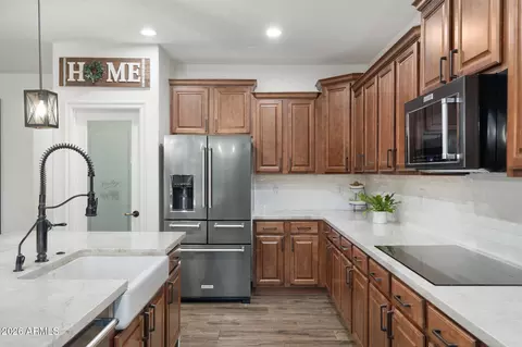 Kitchen - 2587 E Lodgepole Dr, Gilbert, AZ 85298 photo 1 of 6