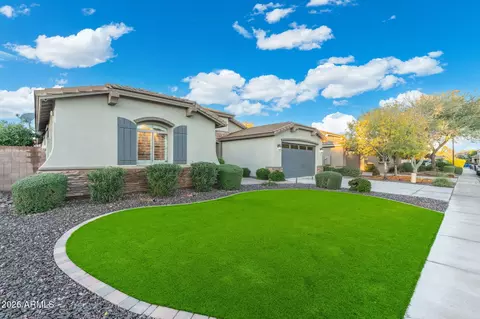 Exterior - 2587 E Lodgepole Dr, Gilbert, AZ 85298 photo 3 of 14