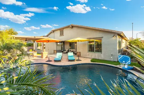 Exterior - 2587 E Lodgepole Dr, Gilbert, AZ 85298 photo 8 of 14