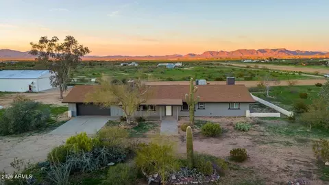 51718 W Donald Rd, Aguila, AZ 85320
