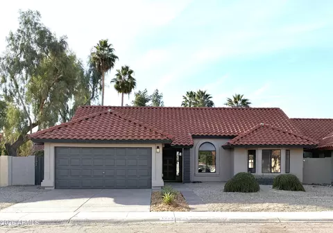1909 E Redfield Rd, Phoenix, AZ 85022