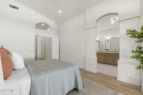 Bedroom - 2144 Escuda Rd, Phoenix, AZ 85024 photo 3 of 4