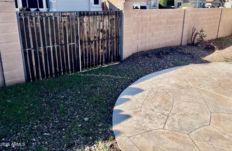 Exterior - 1701 E Yukon Dr, Phoenix, AZ 85024 photo 5 of 7