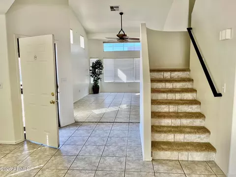 Entry Way - 1701 E Yukon Dr, Phoenix, AZ 85024 photo 2 of 3