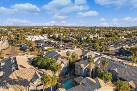 View/Area - 2025 E Campbell Ave #368, Phoenix, AZ 85016 photo 2 of 4