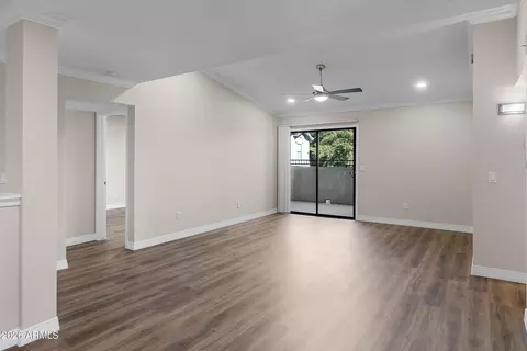 Living - 2025 E Campbell Ave #368, Phoenix, AZ 85016 photo 3 of 4