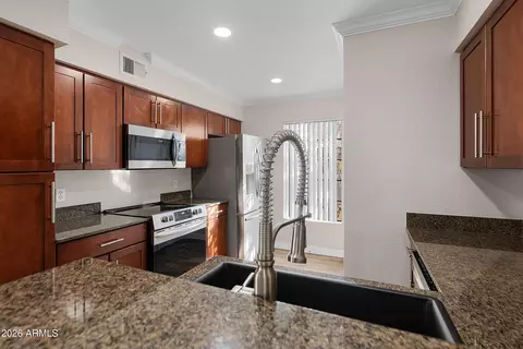 Kitchen - 2025 E Campbell Ave #368, Phoenix, AZ 85016 photo 2 of 5