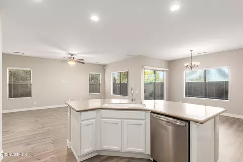 2046 W Davis Rd, Phoenix, AZ 85023 photo 15